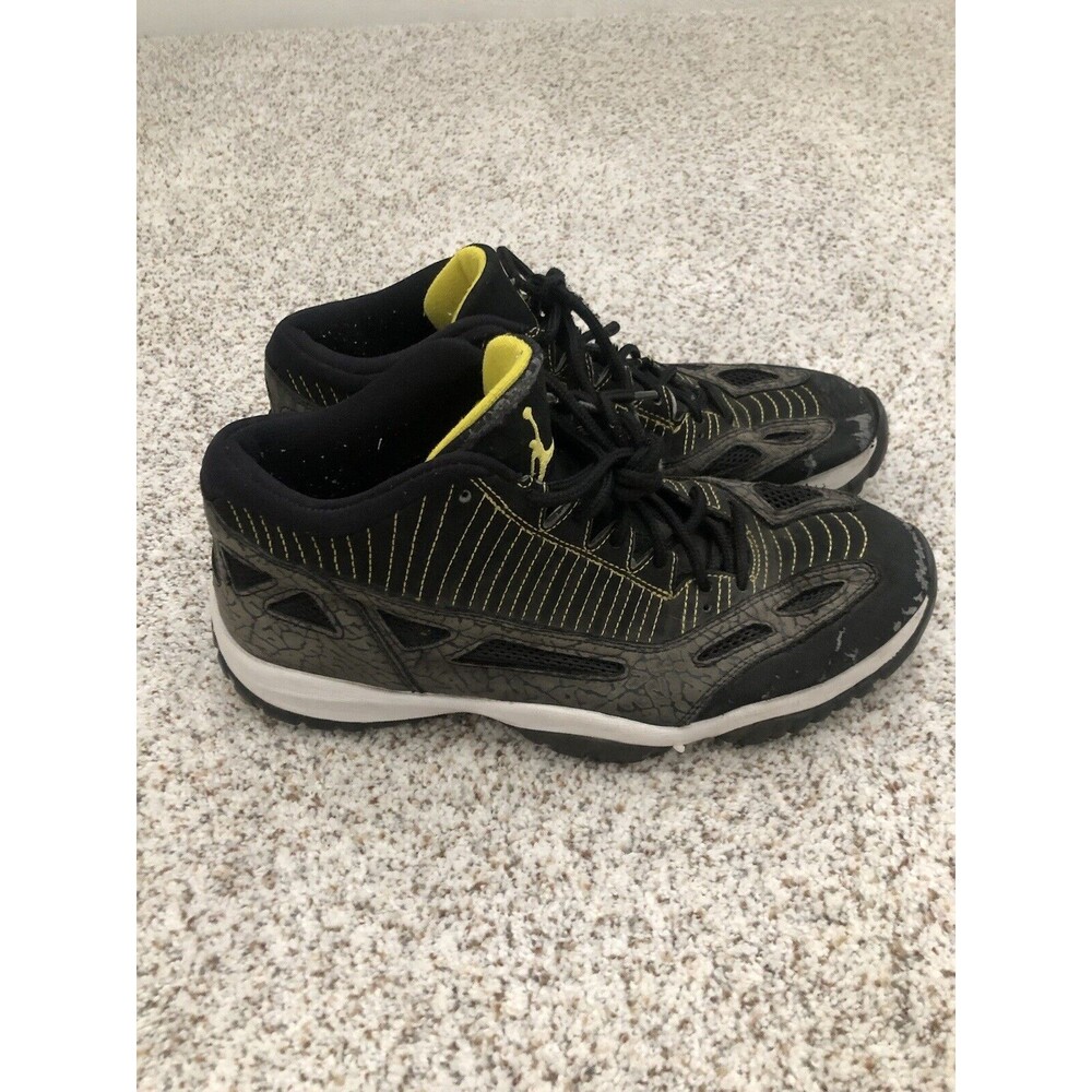Size 10.5 - Jordan 11 Retro Low Zest 2007